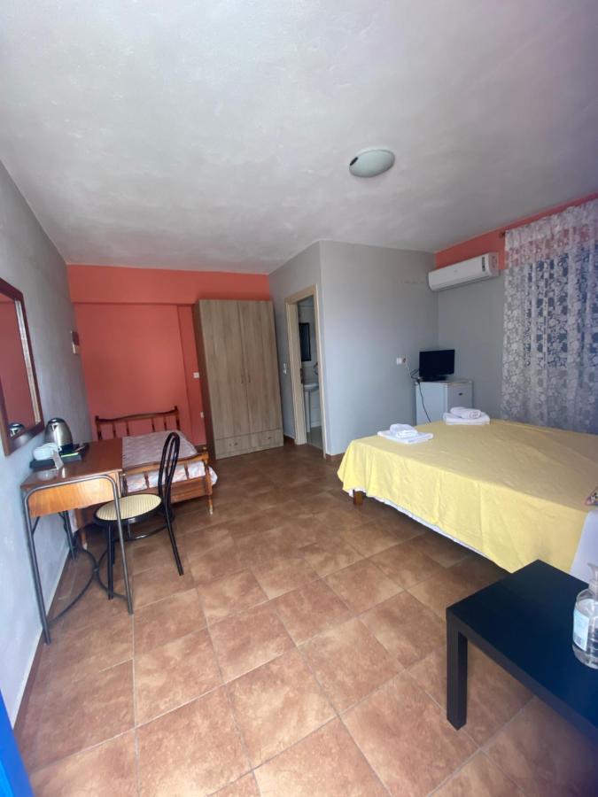 Aeolos Apartments Akrotírion エクステリア 写真